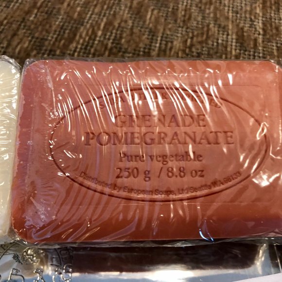 Pre de Provence Pomegranate and Milk Soap Bar 250g 8.8oz ea & Tray Lot 2 NEW NWT - Picture 10 of 13